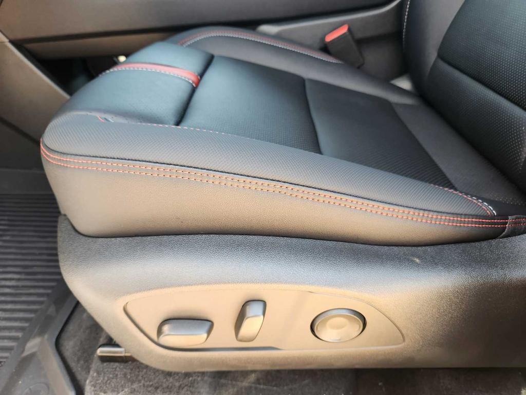 new 2026 Chevrolet Traverse car, priced at $57,910