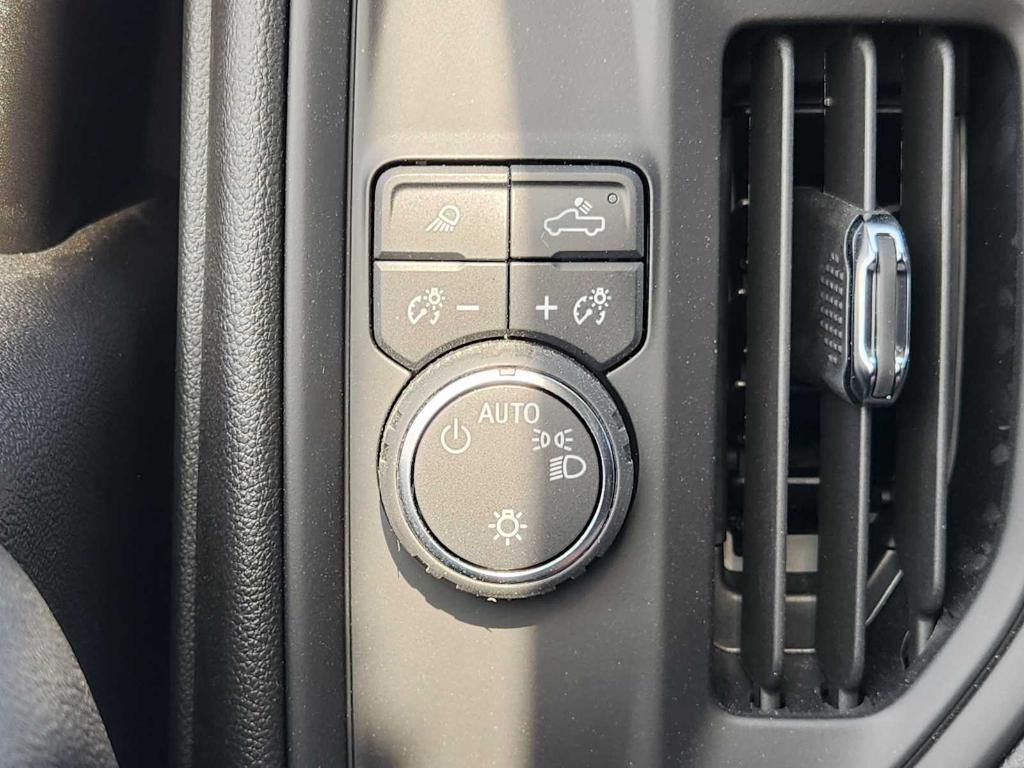 new 2025 Chevrolet Silverado 2500 car, priced at $68,718