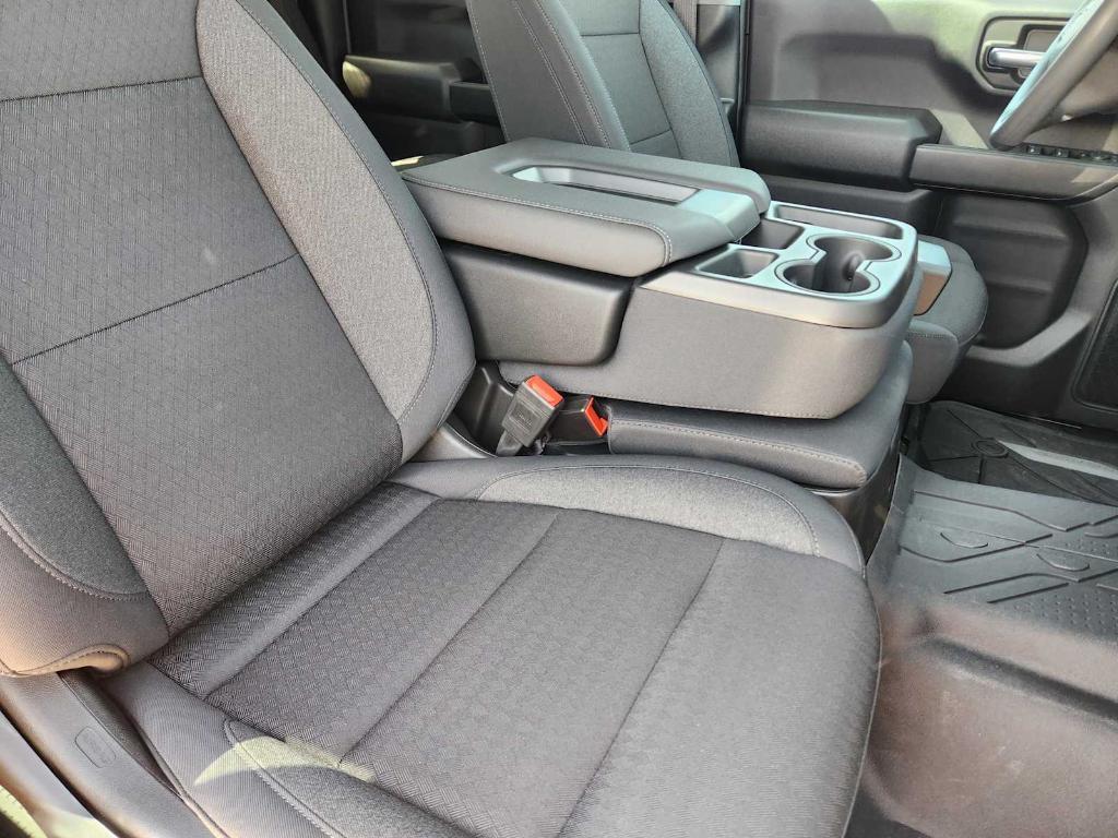 new 2025 Chevrolet Silverado 1500 car, priced at $41,474