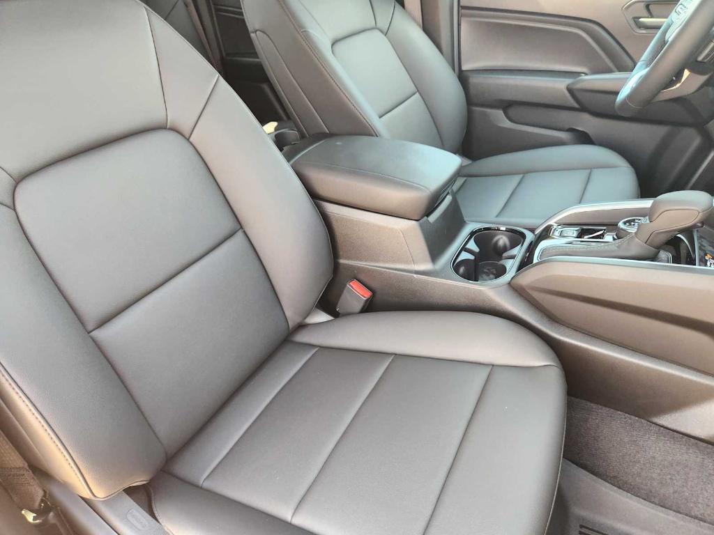 new 2026 Chevrolet Colorado car, priced at $45,435