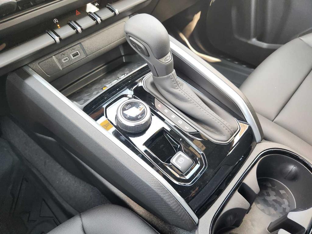 new 2026 Chevrolet Colorado car, priced at $45,435