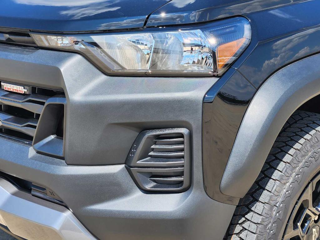 new 2026 Chevrolet Colorado car, priced at $45,435