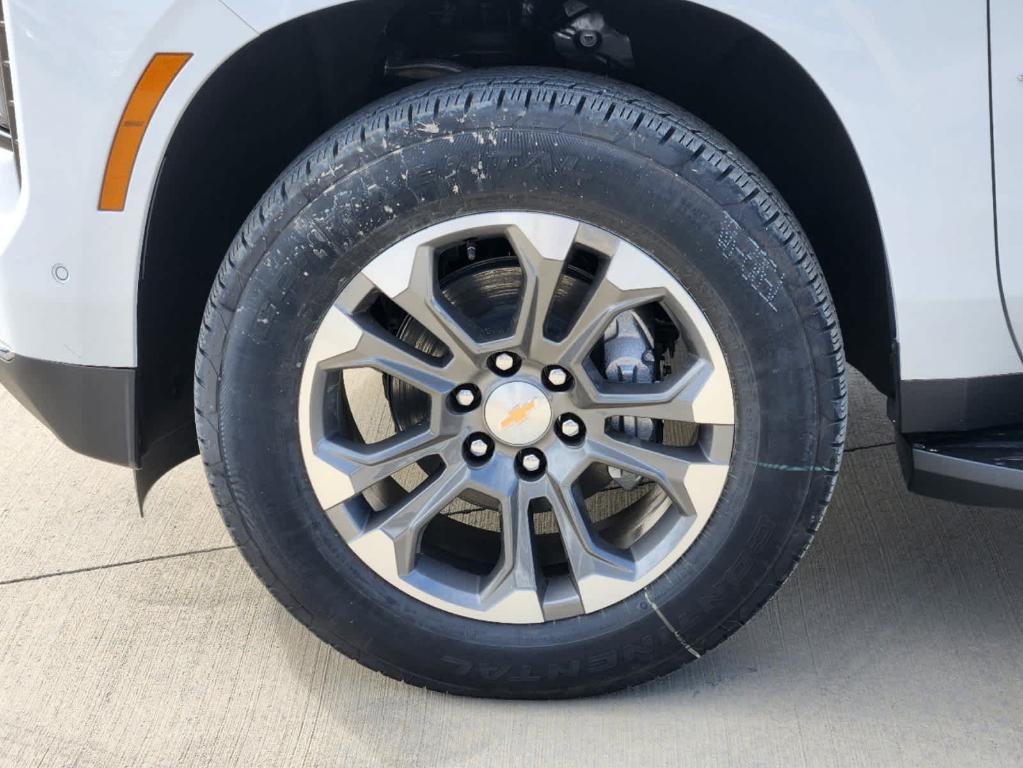 new 2025 Chevrolet Tahoe car, priced at $61,595