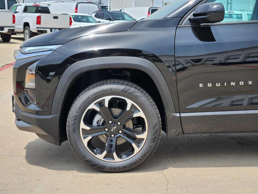new 2026 Chevrolet Equinox car, priced at $30,095