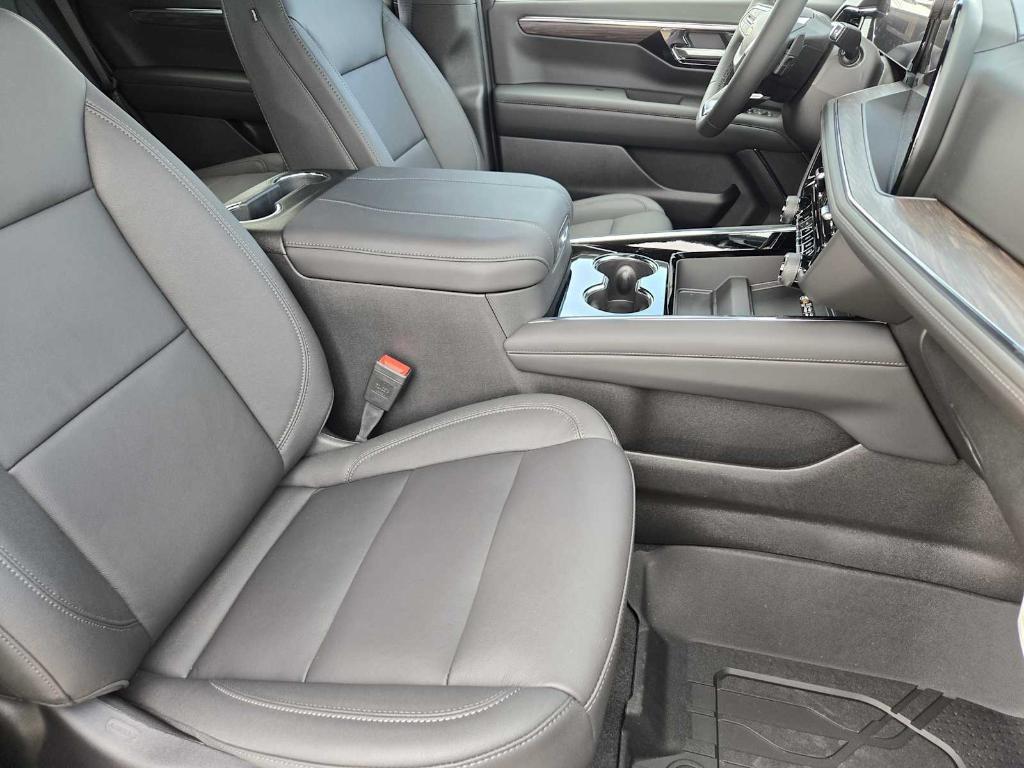 new 2025 Chevrolet Tahoe car, priced at $64,974