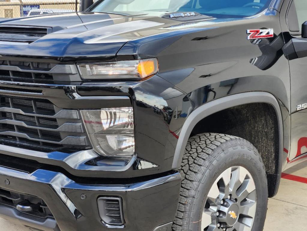 new 2025 Chevrolet Silverado 2500 car, priced at $55,380