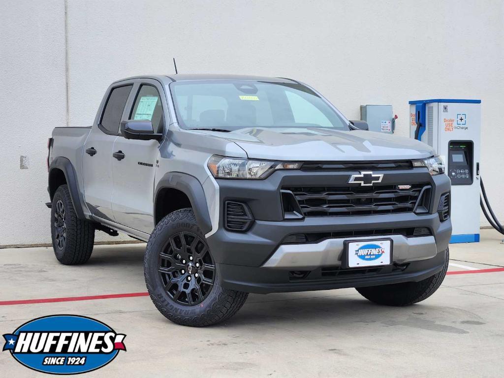 new 2025 Chevrolet Colorado car, priced at $44,989