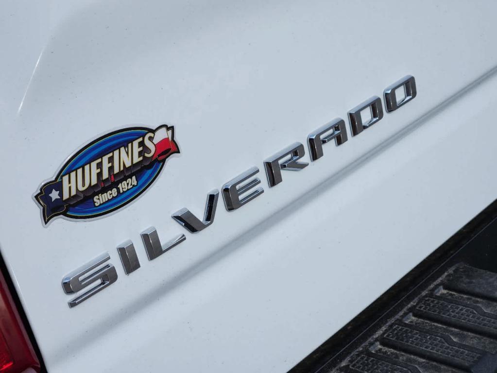 new 2024 Chevrolet Silverado 1500 car, priced at $44,365