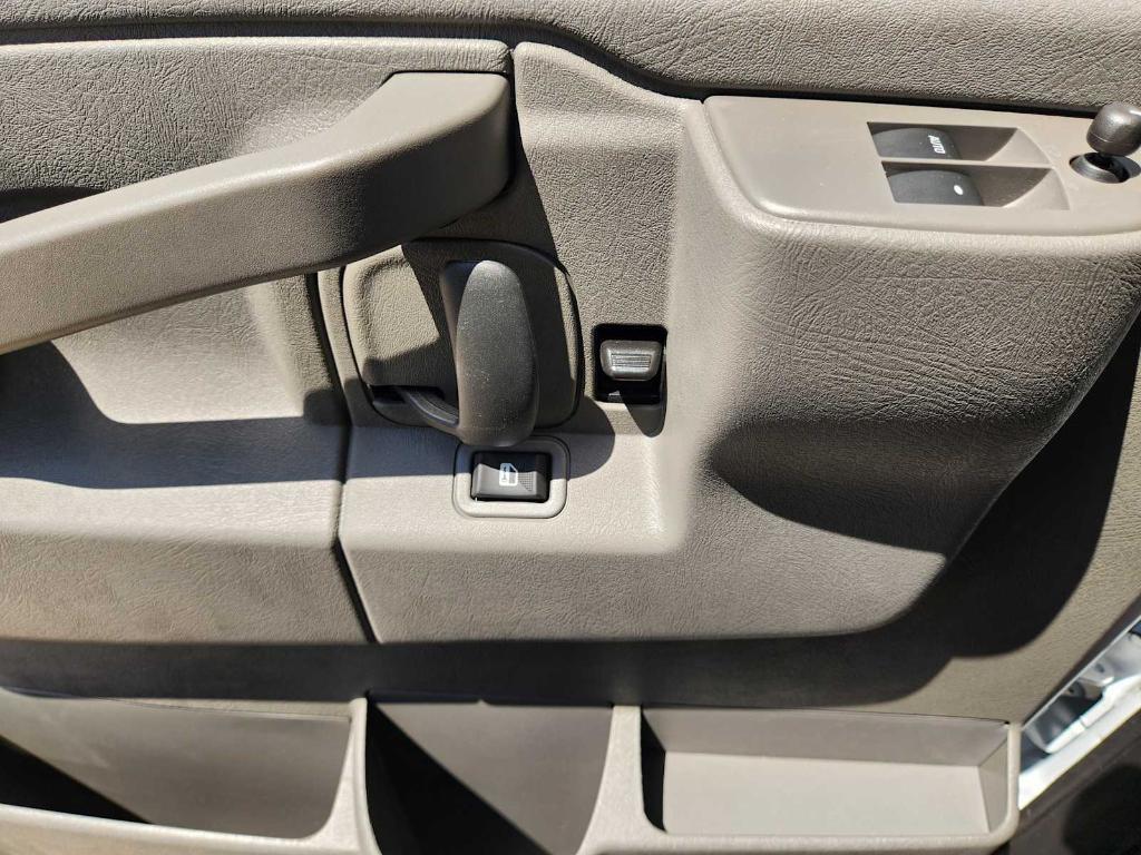 new 2025 Chevrolet Express 2500 car, priced at $48,647