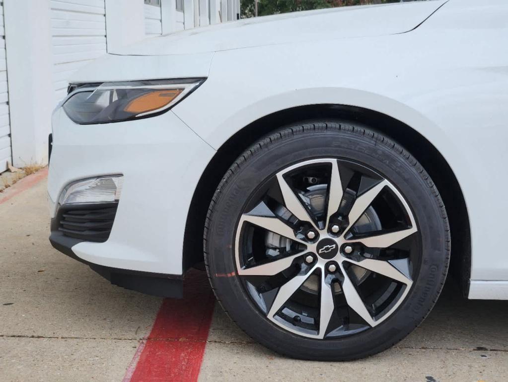 new 2025 Chevrolet Malibu car, priced at $25,995