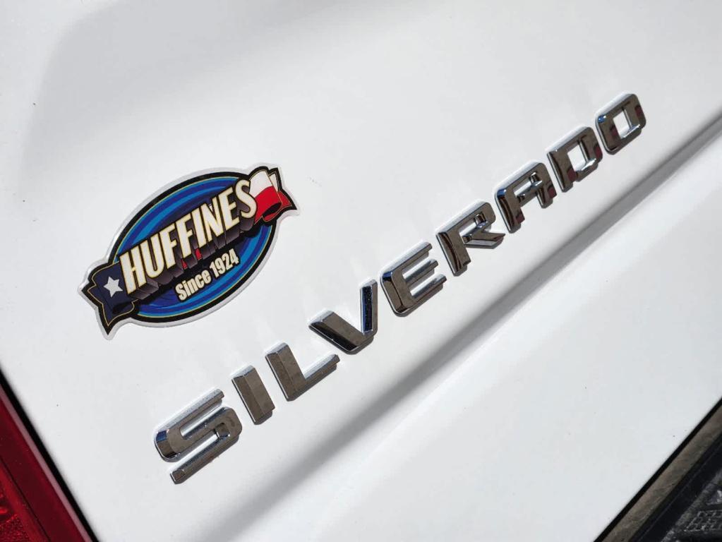 new 2024 Chevrolet Silverado 1500 car, priced at $45,564