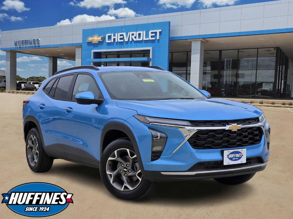new 2025 Chevrolet Trax car, priced at $25,630