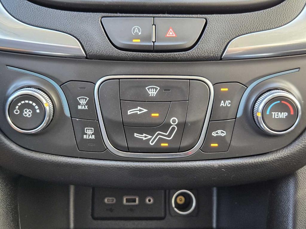 used 2023 Chevrolet Equinox car, priced at $23,977