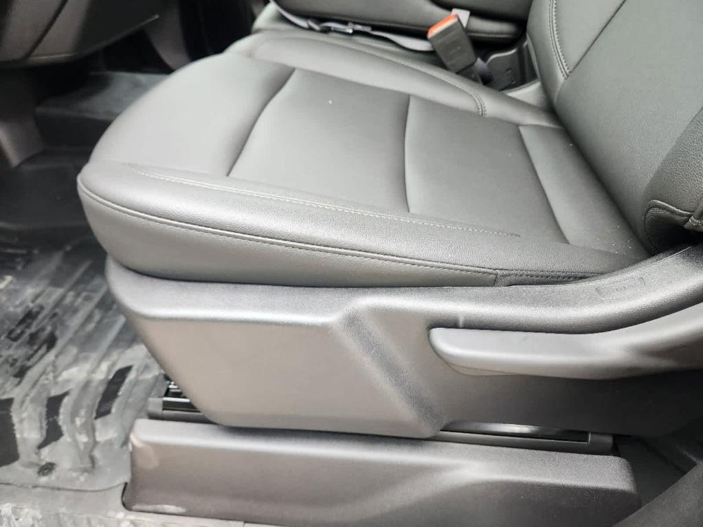 new 2024 Chevrolet Silverado 2500 car, priced at $50,920