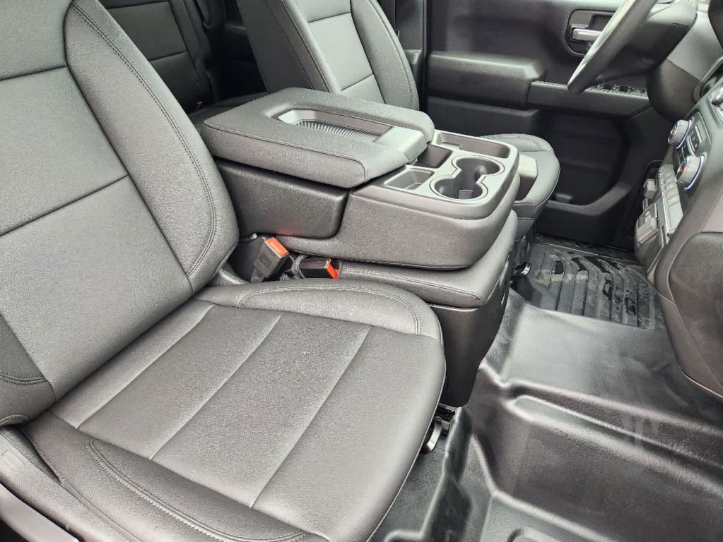new 2024 Chevrolet Silverado 2500 car, priced at $50,920