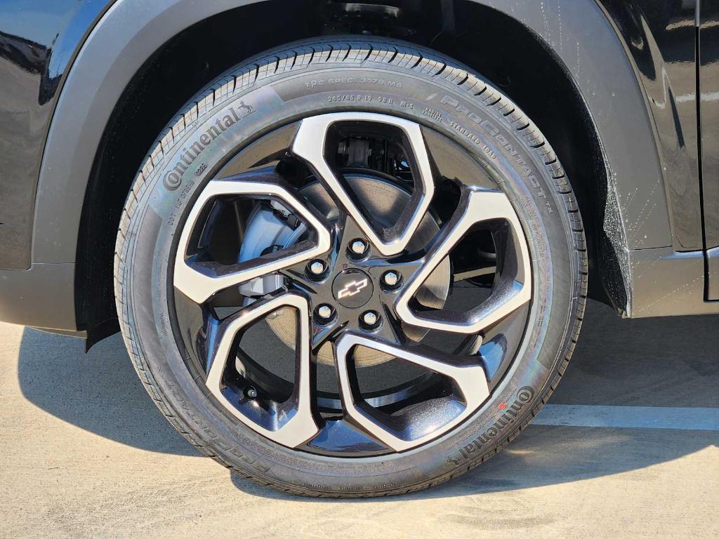 new 2025 Chevrolet Trax car, priced at $27,149