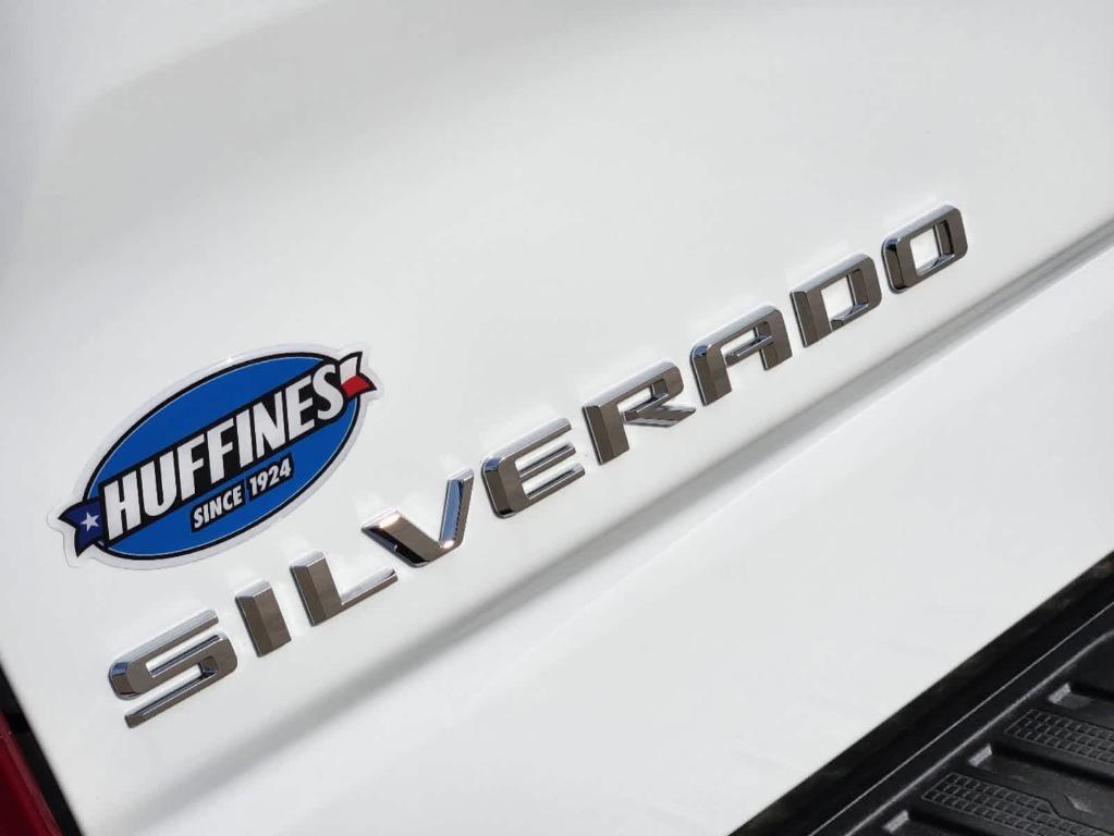 new 2025 Chevrolet Silverado 1500 car, priced at $41,119