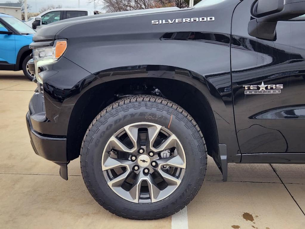 new 2025 Chevrolet Silverado 1500 car, priced at $52,625