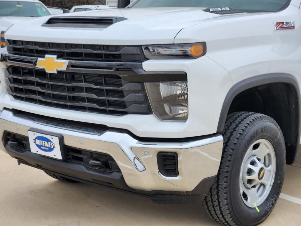 new 2025 Chevrolet Silverado 2500 car, priced at $55,175