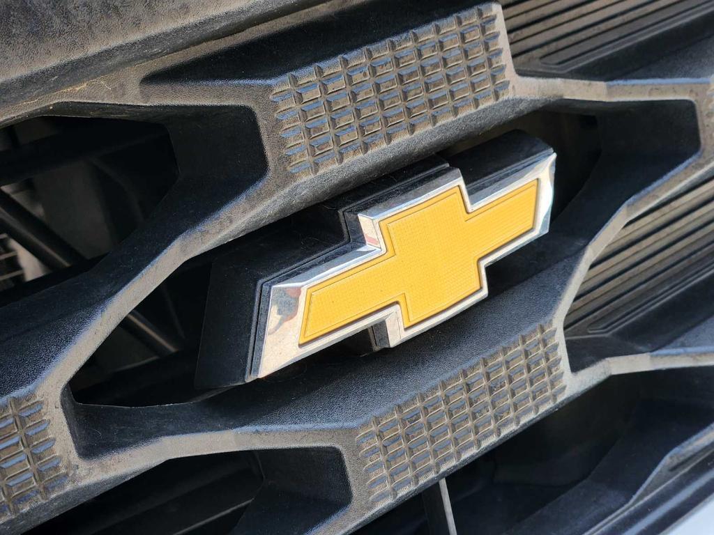 used 2024 Chevrolet Silverado 1500 car, priced at $32,877