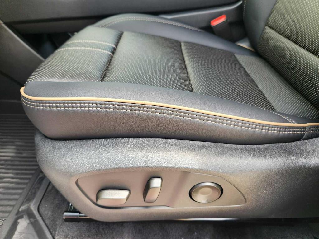 new 2025 Chevrolet Traverse car, priced at $56,739