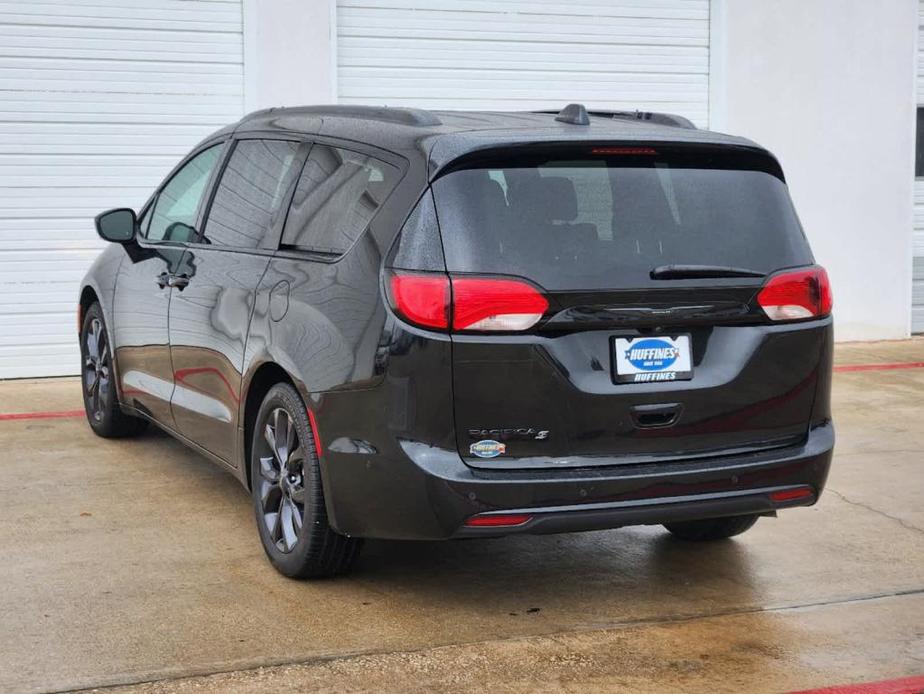 used 2020 Chrysler Pacifica car, priced at $27,777