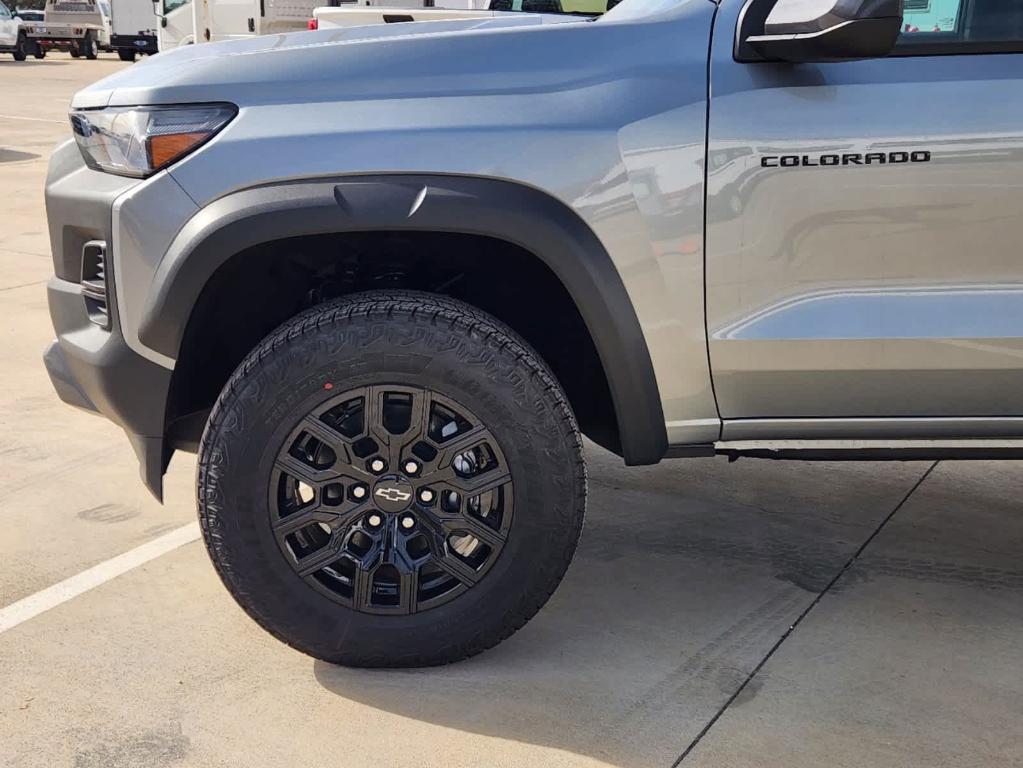 new 2025 Chevrolet Colorado car, priced at $40,639