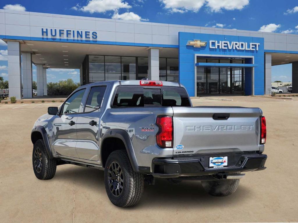 new 2025 Chevrolet Colorado car, priced at $40,639