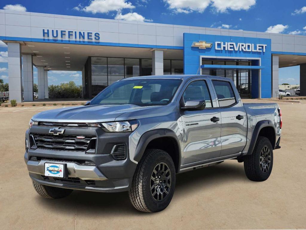 new 2025 Chevrolet Colorado car, priced at $40,639