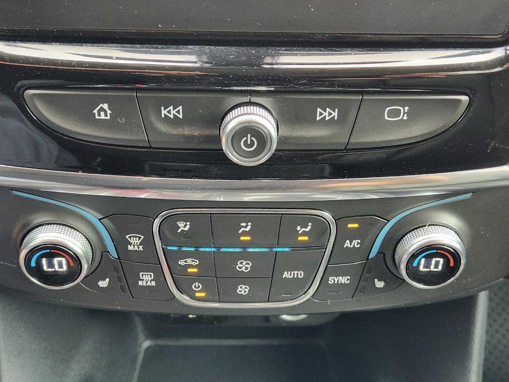used 2021 Chevrolet Traverse car, priced at $25,977