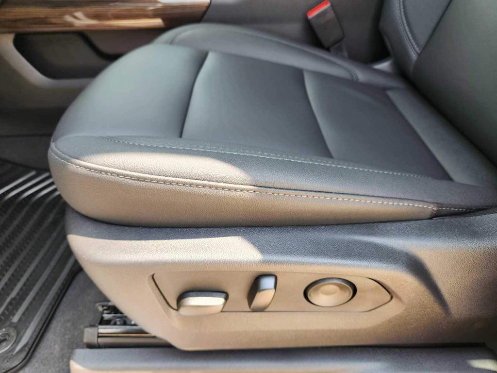 new 2025 Chevrolet Silverado 1500 car, priced at $55,495