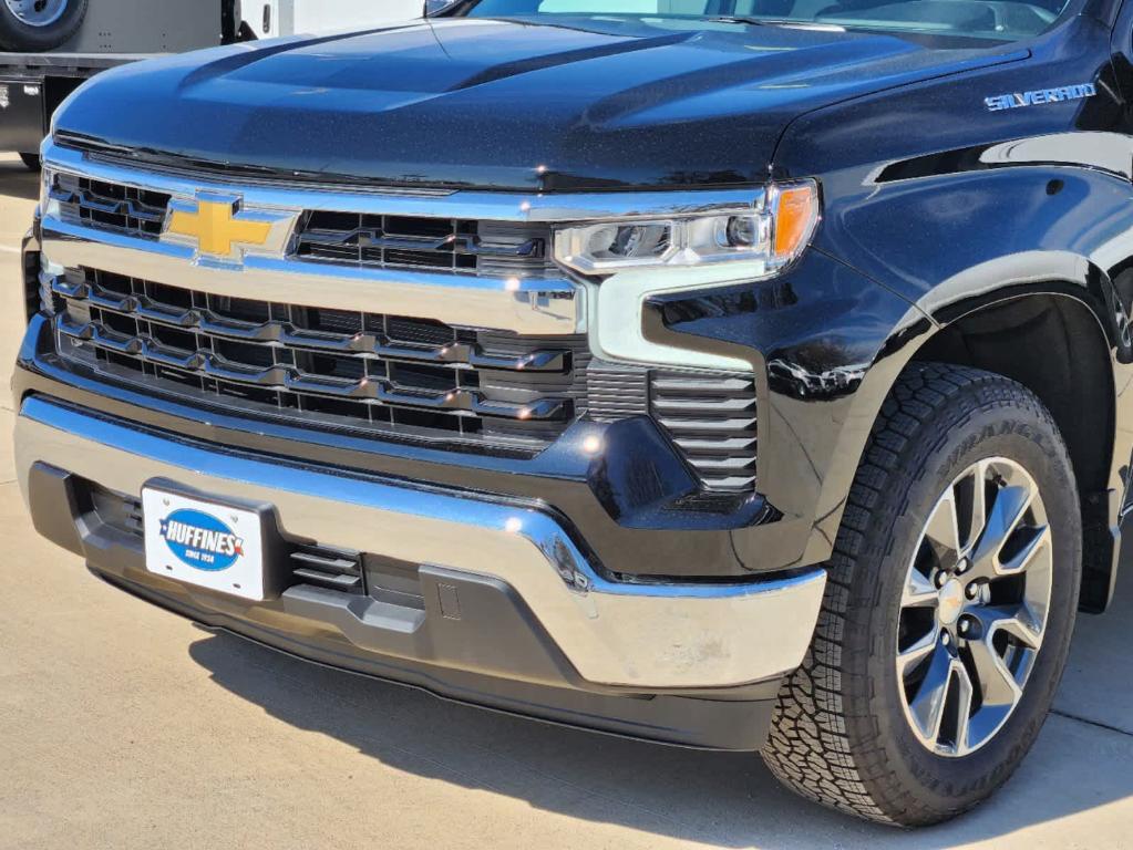 new 2025 Chevrolet Silverado 1500 car, priced at $52,869