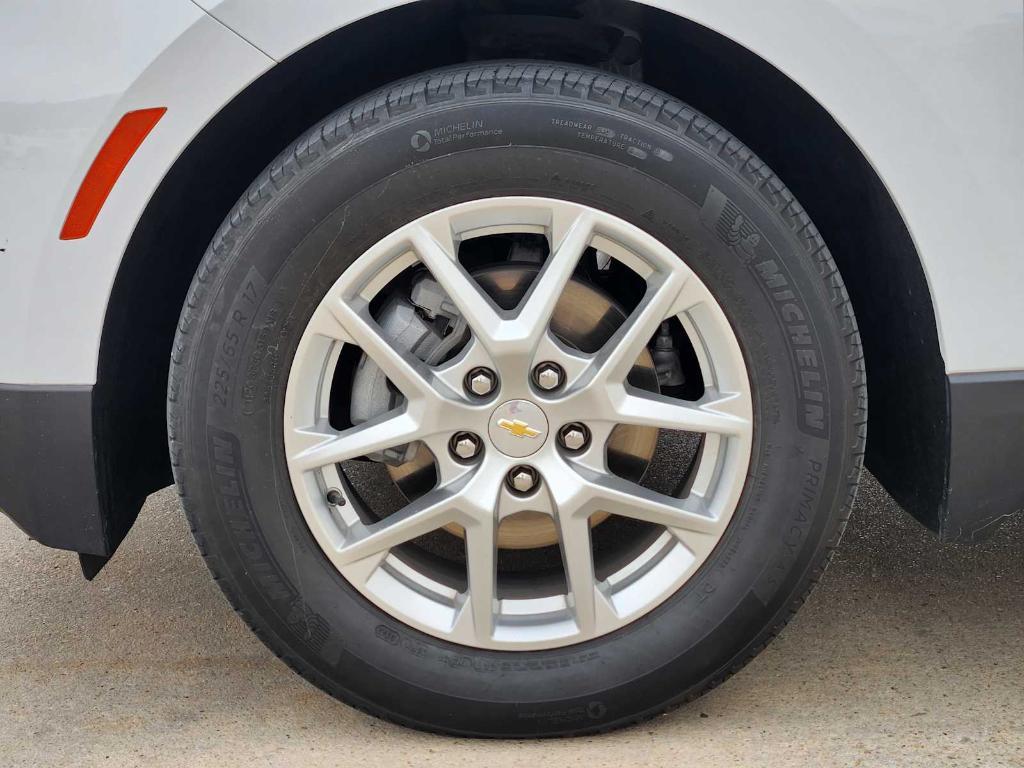 used 2022 Chevrolet Equinox car, priced at $20,977