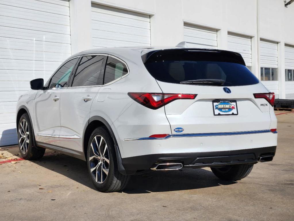 used 2022 Acura MDX car, priced at $38,777