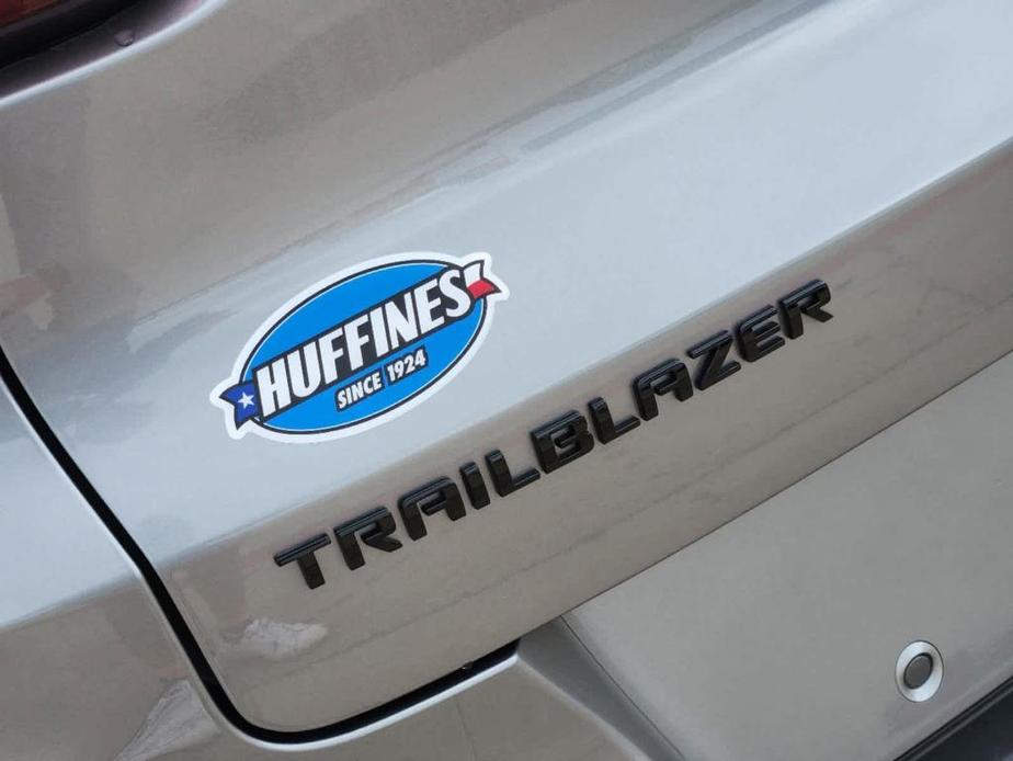 new 2025 Chevrolet TrailBlazer car, priced at $31,580