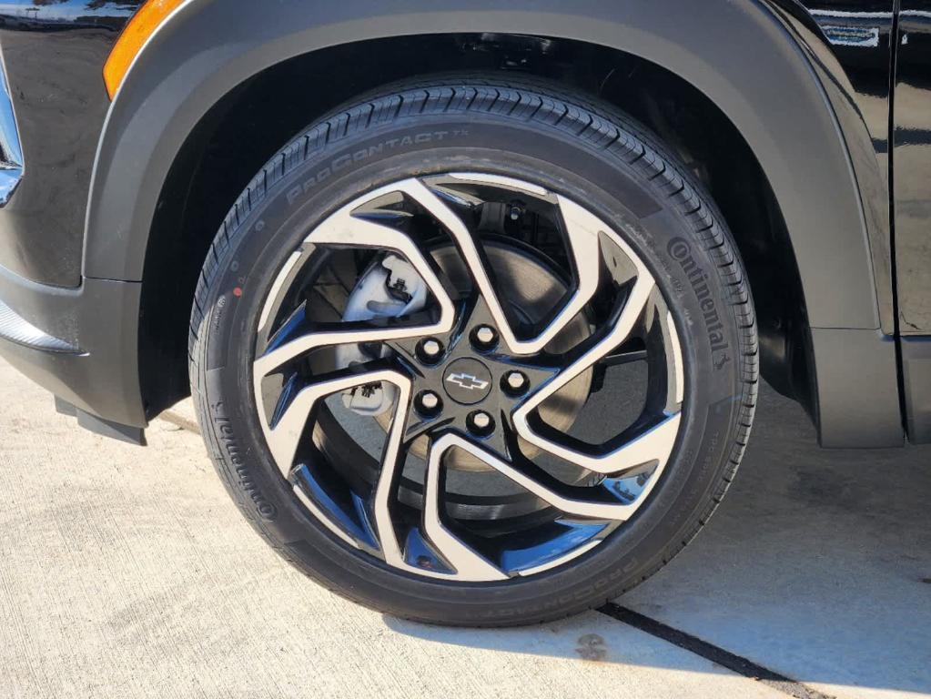 new 2025 Chevrolet TrailBlazer car, priced at $31,580