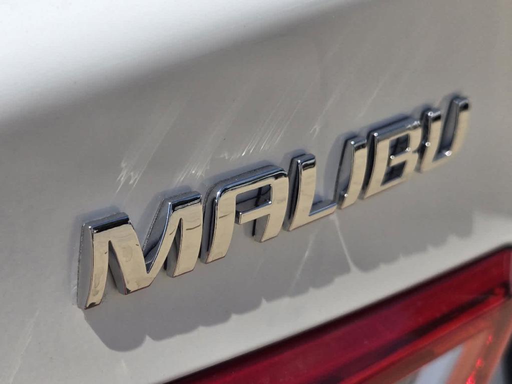 new 2025 Chevrolet Malibu car, priced at $25,020