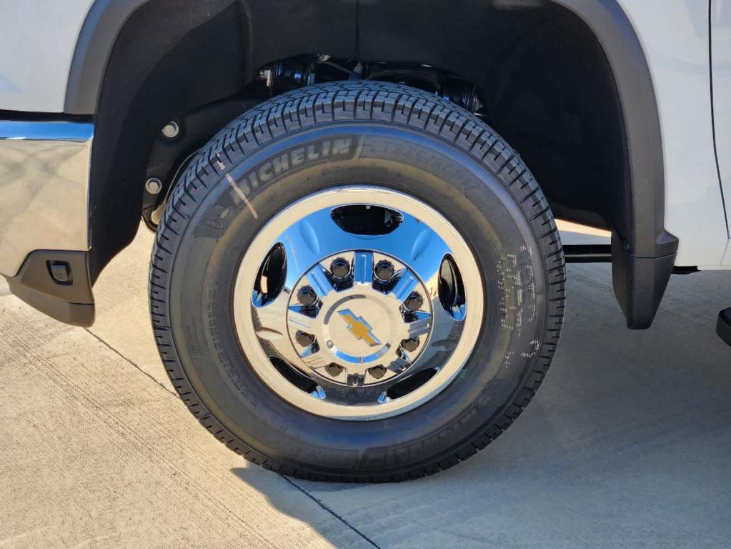 new 2025 Chevrolet Silverado 3500 car, priced at $74,130