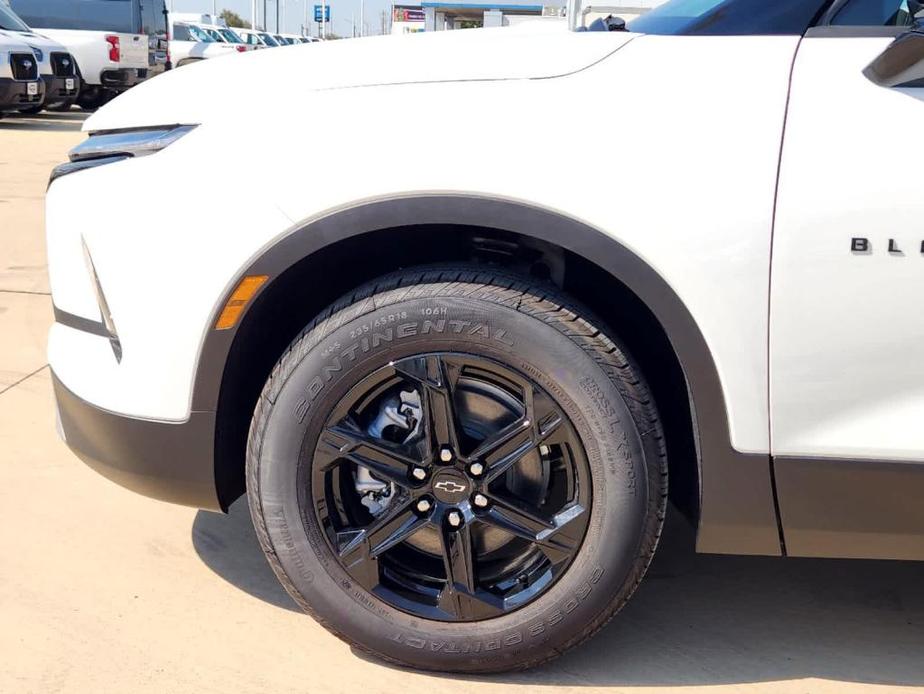 new 2025 Chevrolet Blazer car, priced at $37,355