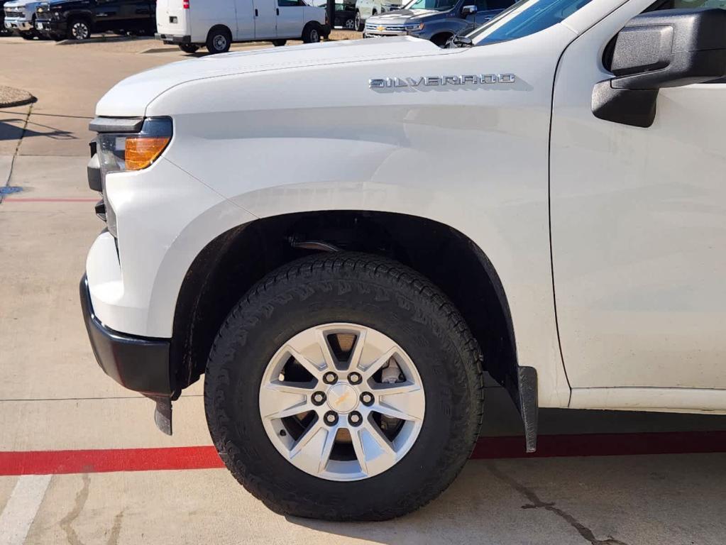 new 2024 Chevrolet Silverado 1500 car, priced at $41,900