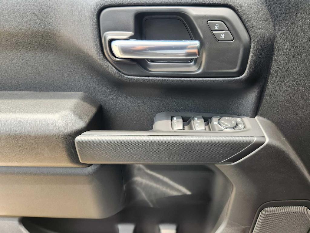 new 2025 Chevrolet Silverado 1500 car, priced at $41,074