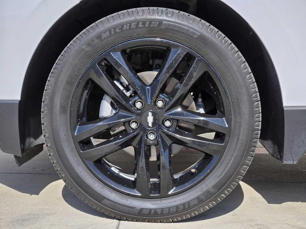 used 2021 Chevrolet Equinox car, priced at $19,977