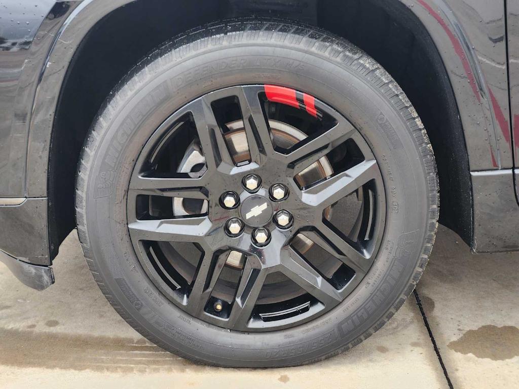 used 2019 Chevrolet Traverse car, priced at $19,877
