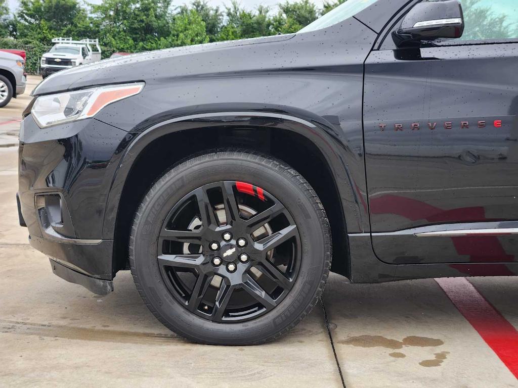 used 2019 Chevrolet Traverse car, priced at $19,877