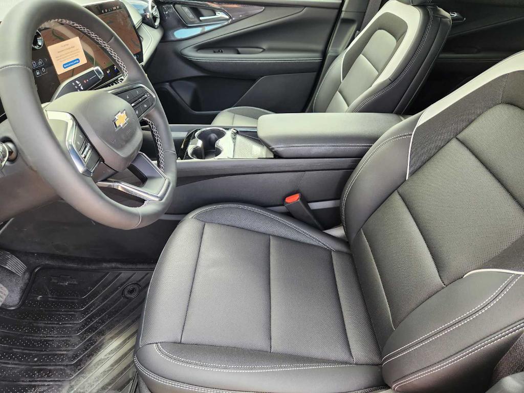 new 2025 Chevrolet Blazer EV car, priced at $45,235