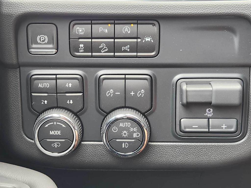 new 2025 Chevrolet Tahoe car, priced at $78,909