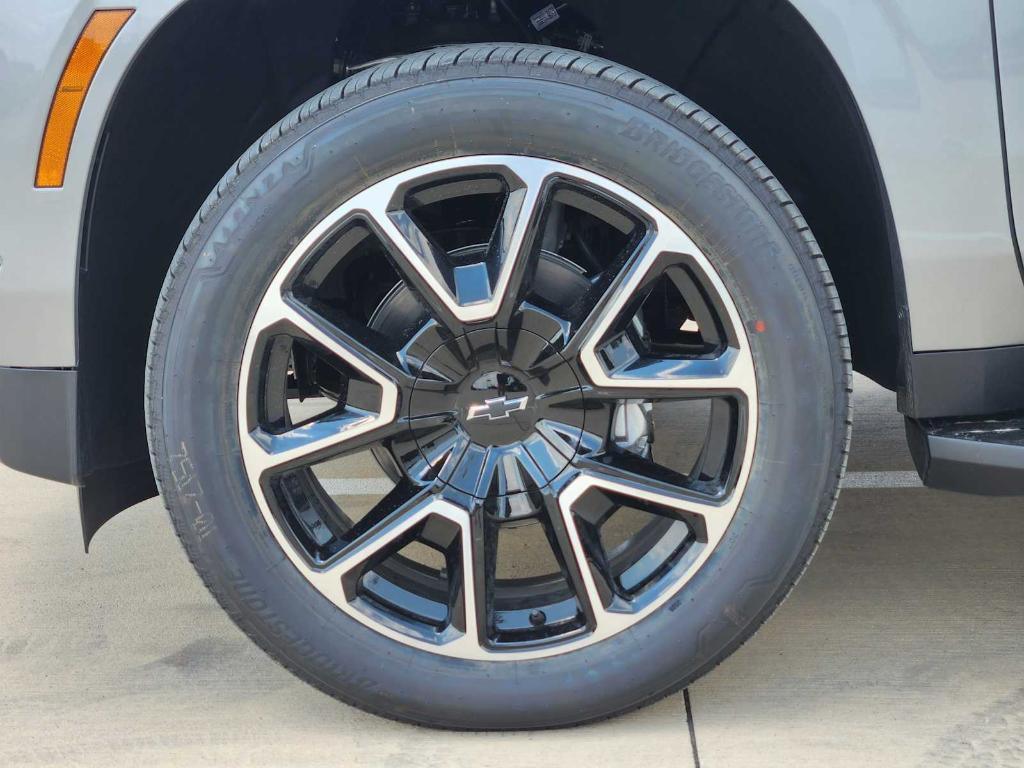 new 2025 Chevrolet Tahoe car, priced at $72,929