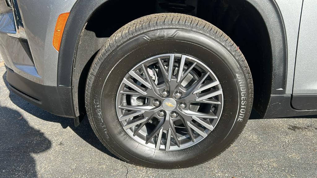 new 2026 Chevrolet Traverse car, priced at $45,398