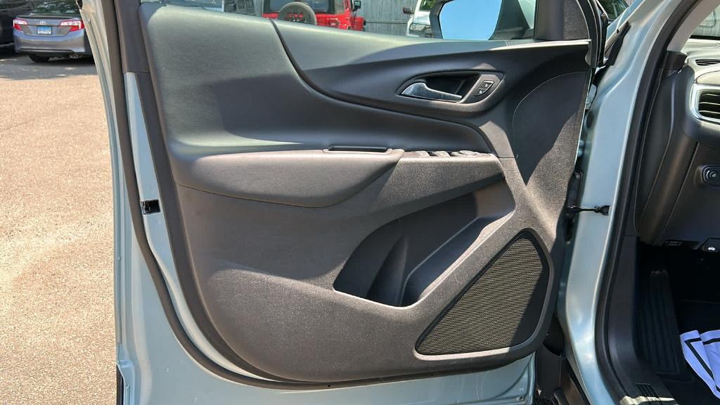 used 2022 Chevrolet Equinox car, priced at $23,990