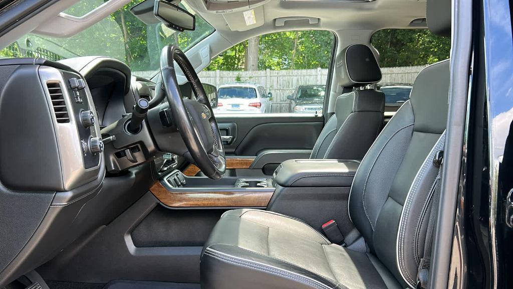 used 2018 Chevrolet Silverado 1500 car, priced at $29,990